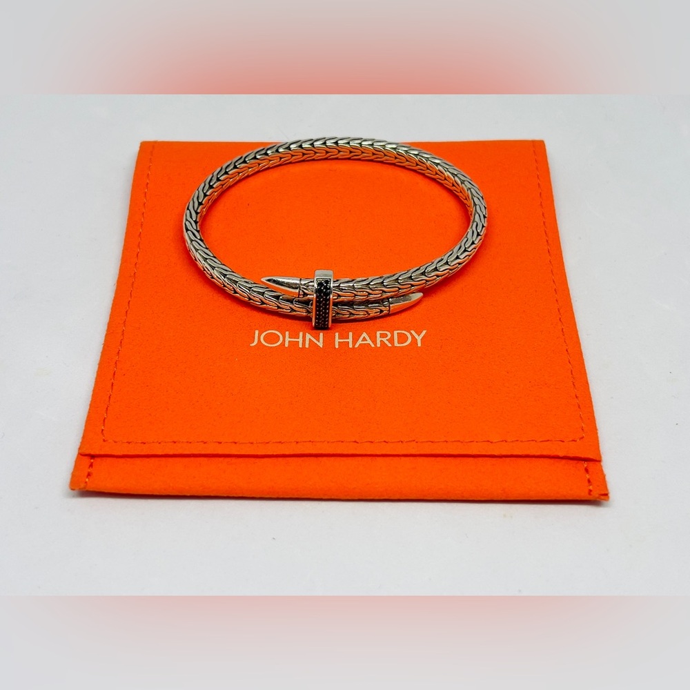 John Hardy Bypass Spear Flex Cuff Bracelet 925 Silver Black Sapphire MEDIUM EUC